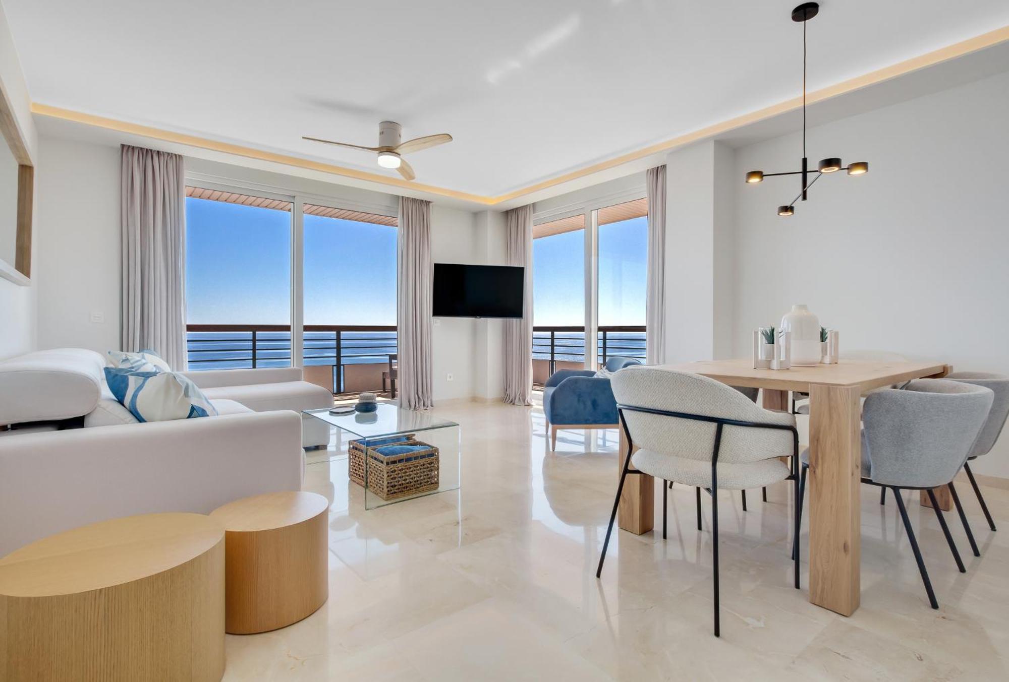Santa Clara Modern & Exclusive Seafront Apartment Torremolinos Exterior photo