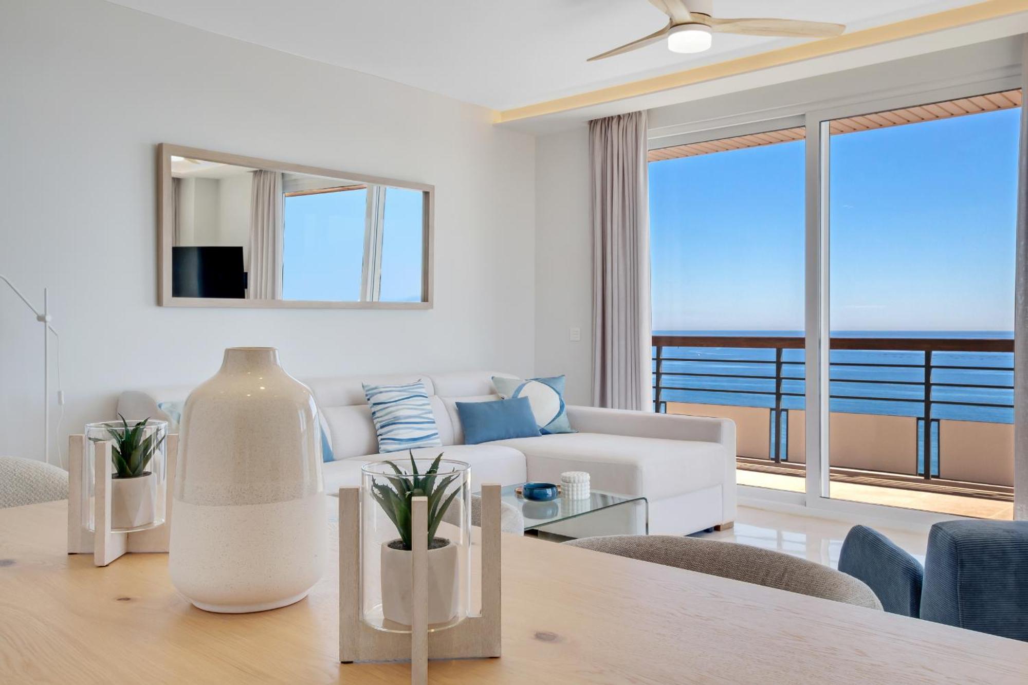 Santa Clara Modern & Exclusive Seafront Apartment Torremolinos Exterior photo