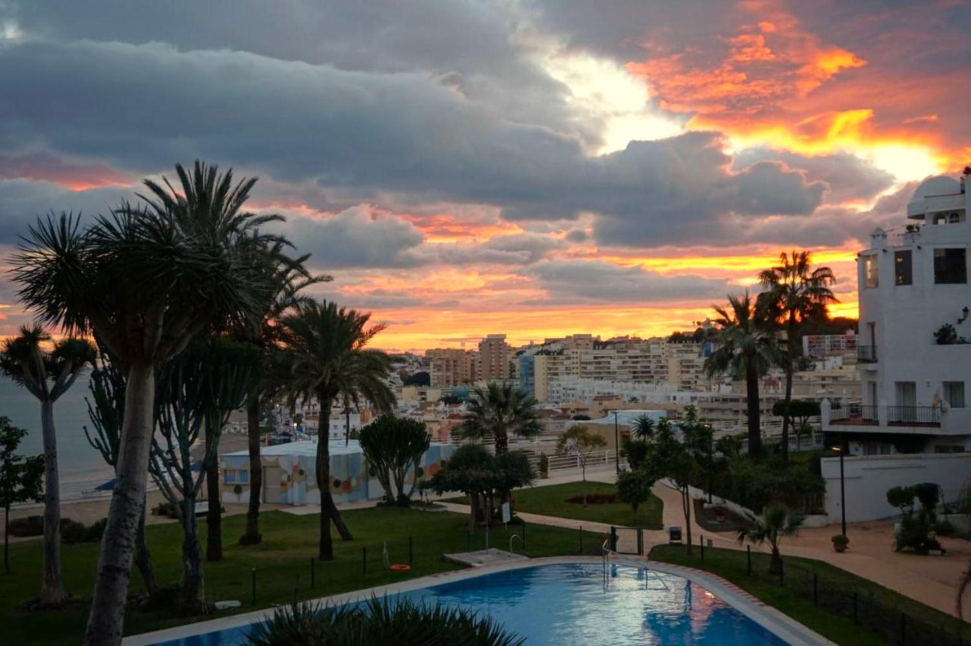 Santa Clara Modern & Exclusive Seafront Apartment Torremolinos Exterior photo
